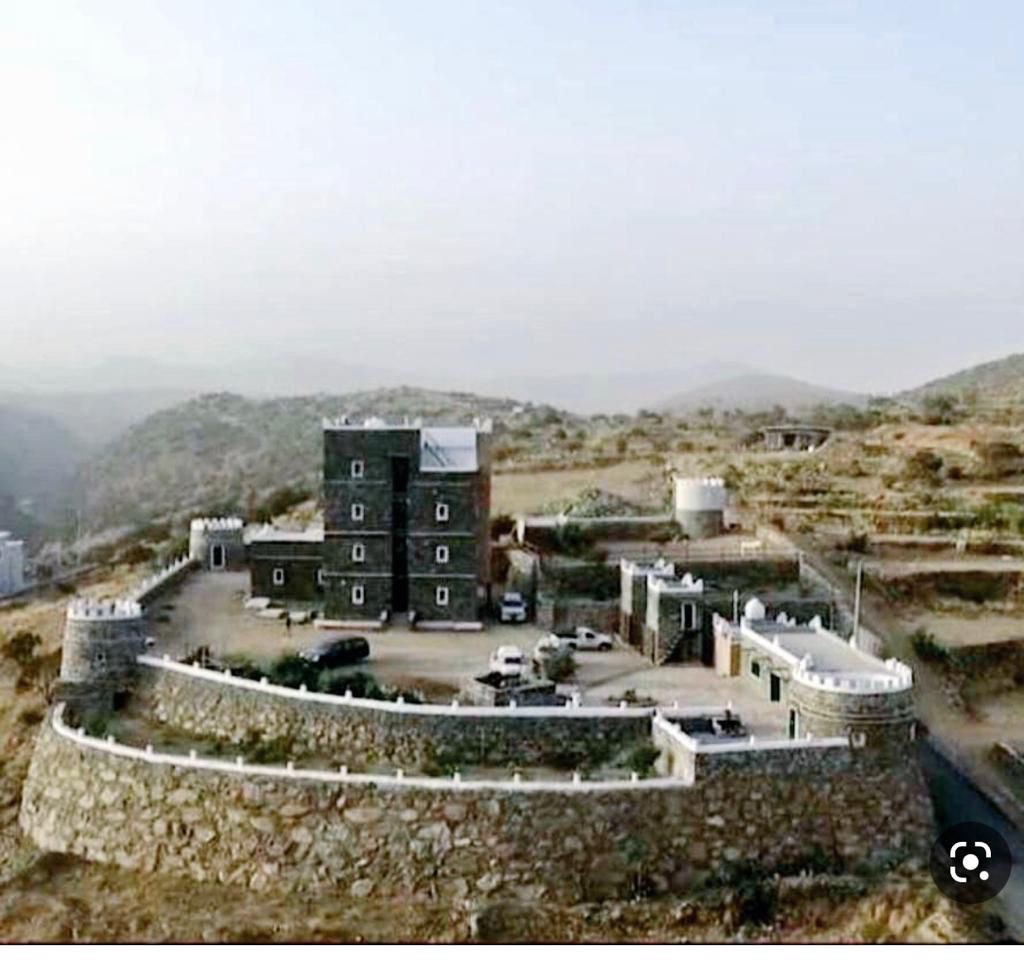 8d847f67-5f04-4779-9cc0-ea3239109dc7