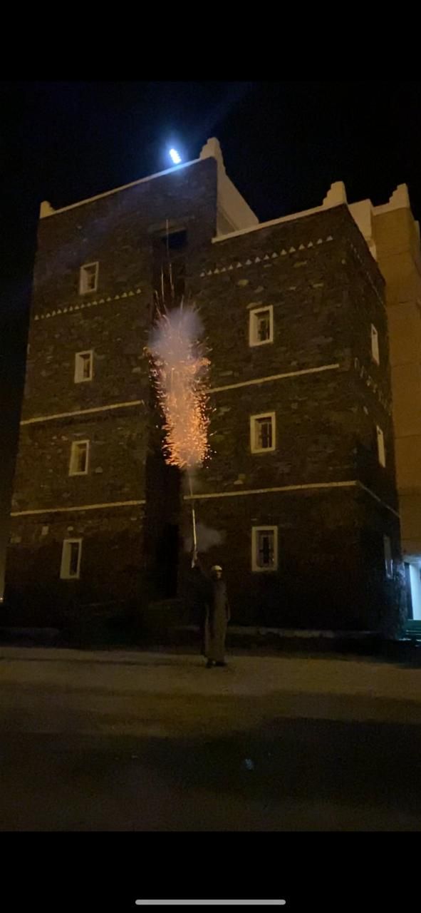 cf28f5a8-4742-45c5-8dee-04fa8ba1d2fd